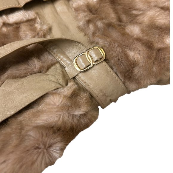 1970's Vintage Faux Fur Coat - Tissavel France - Picture 7 of 14